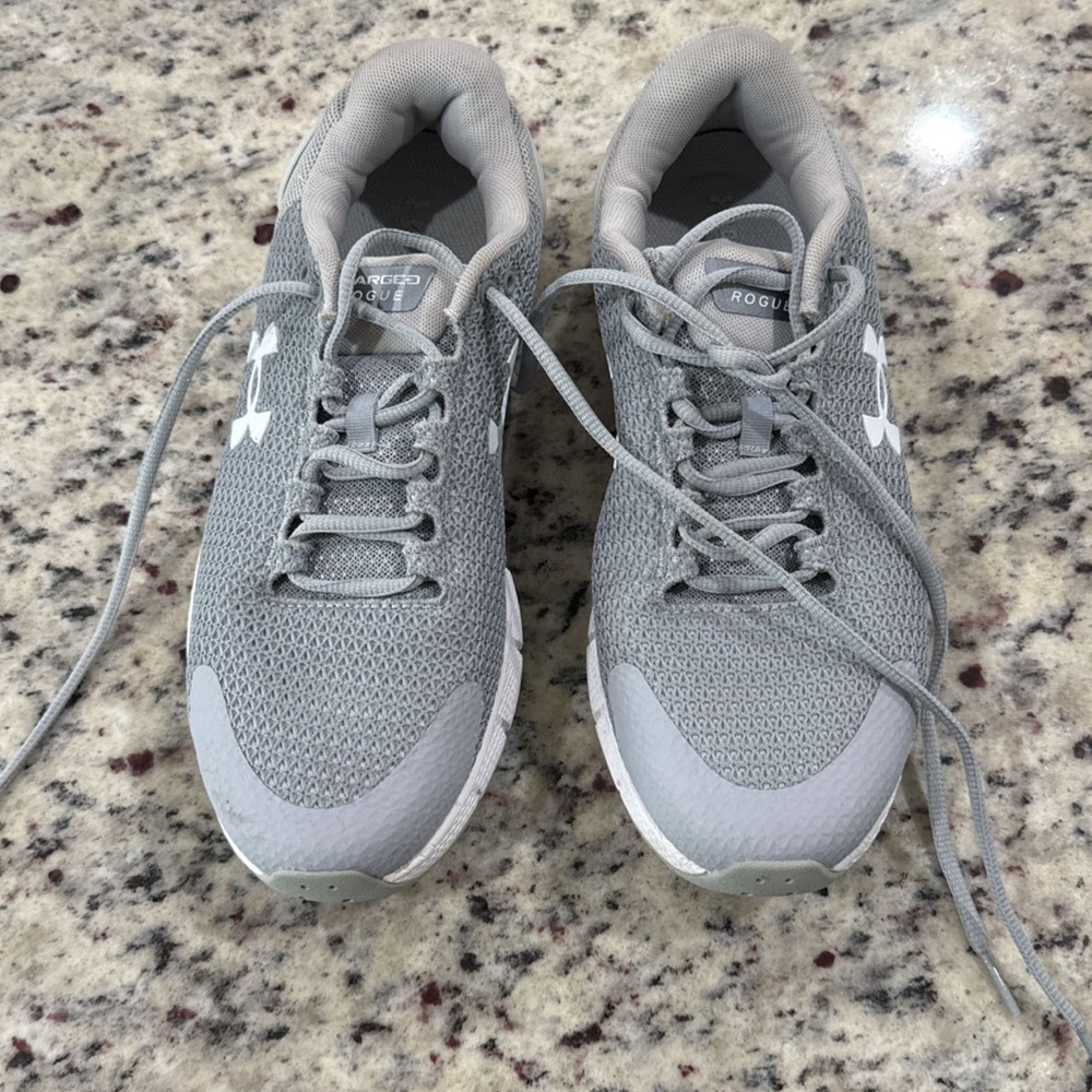 Women's Under Armour sneakers, size 9 1/2